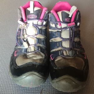 Keen waterproof kids hiking boots